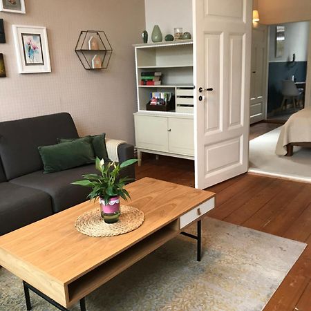 Ferienwohnung Schoenwaelder Mit Kleiner Terrasse Und Wall Box Buxtehude Exterior photo